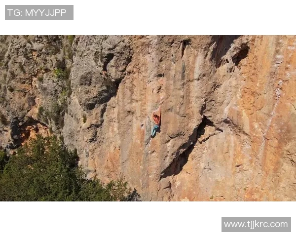 南京攀岩队的节奏探秘：深度解析攀岩运动的魅力与挑战