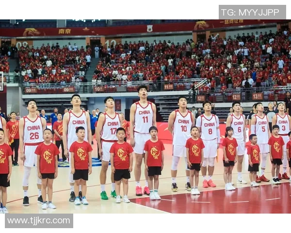 南京篮球队比赛经验变革引发热议探索新战术与团队协作的未来发展