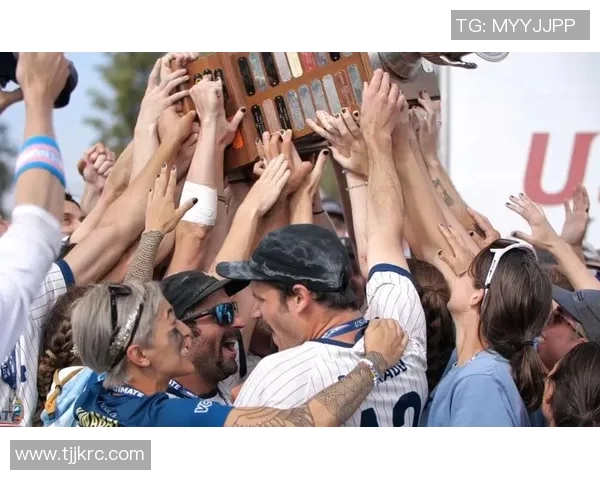 南京飞盘队在世界攀岩锦标赛中的心理素质表现分析与点评